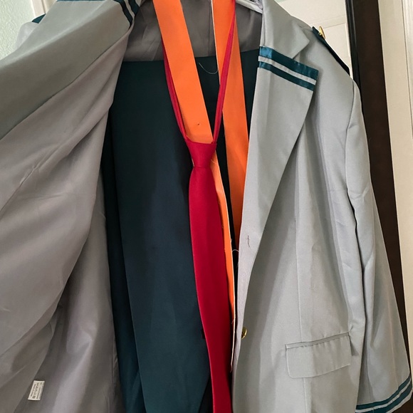 My Hero Academia Men’s cosplay Outfit - Picture 2 of 3